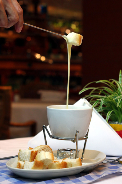 ฟองดูว์ ฟองดูว์