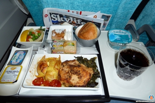 อาหารที่เสิร์ฟบนเครื่องบิน