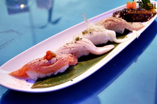 Reef Sushi Bar & Grill