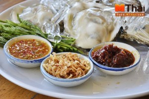 หอยนางรม - ก๋วยเตี๋ยวชามใหญ่