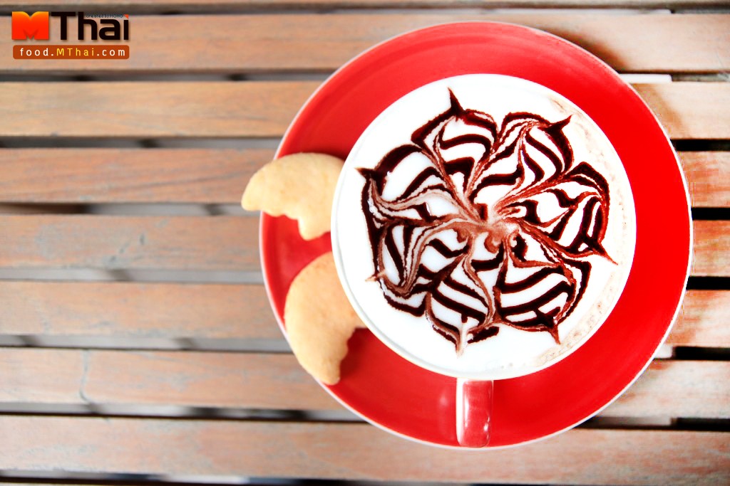 คาปูชิโน่ร้อน The mango เกาะเสม็ด