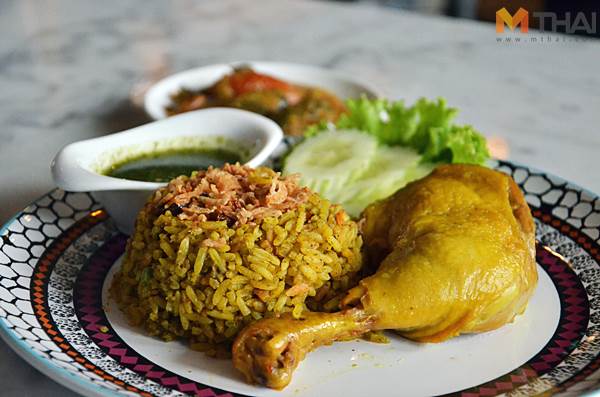 Aaleyah-by-Chomkwan010