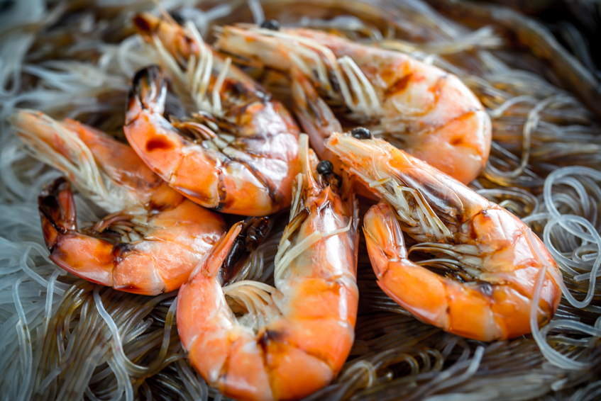 Asian noodles with shrimps