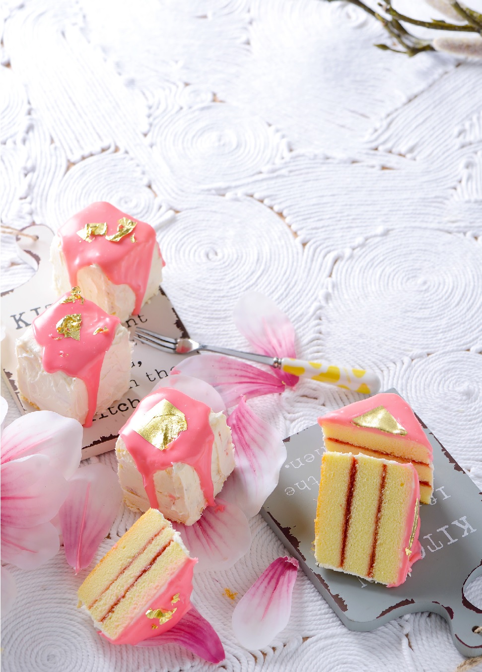 เค้กราดสตรอว์เบอร์รีกานาช