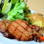 สเต็กหมูพริกไทยดำ + มันบด