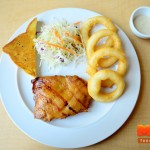 ไก่ย่างเจฟเฟอร์ + หอมทอด